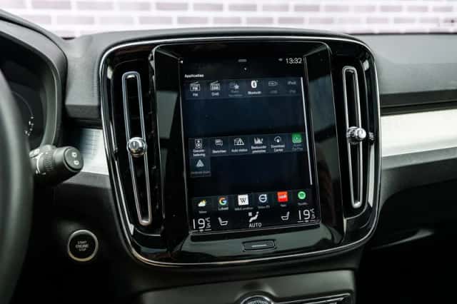 Volvo XC40 (2021) thumbnail 22