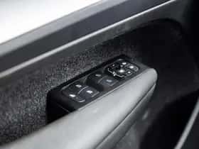 Volvo XC40 thumbnail 26