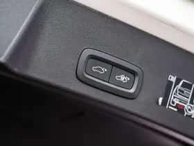Volvo XC40 thumbnail 31
