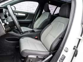 Volvo XC40 thumbnail 8