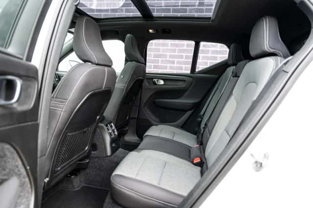 Volvo XC40 (2021) thumbnail 9