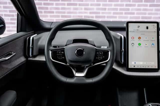 Volvo EX30 (2026) thumbnail 4