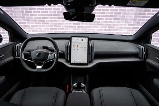 Volvo EX30 (2026) thumbnail 6