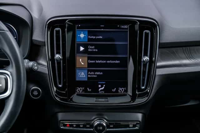 Volvo XC40 (2022) thumbnail 13