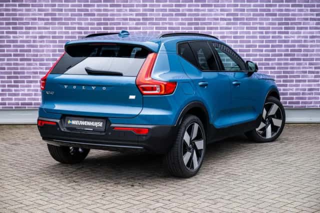 Volvo XC40 (2022) thumbnail 17