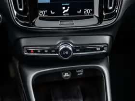 Volvo XC40 thumbnail 24