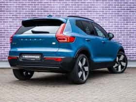 Volvo XC40 thumbnail 4