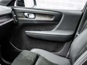 Volvo XC40 thumbnail 31