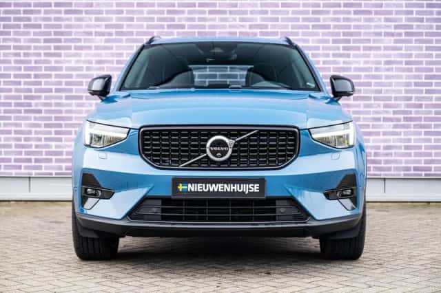 Volvo XC40 (2022) thumbnail 10