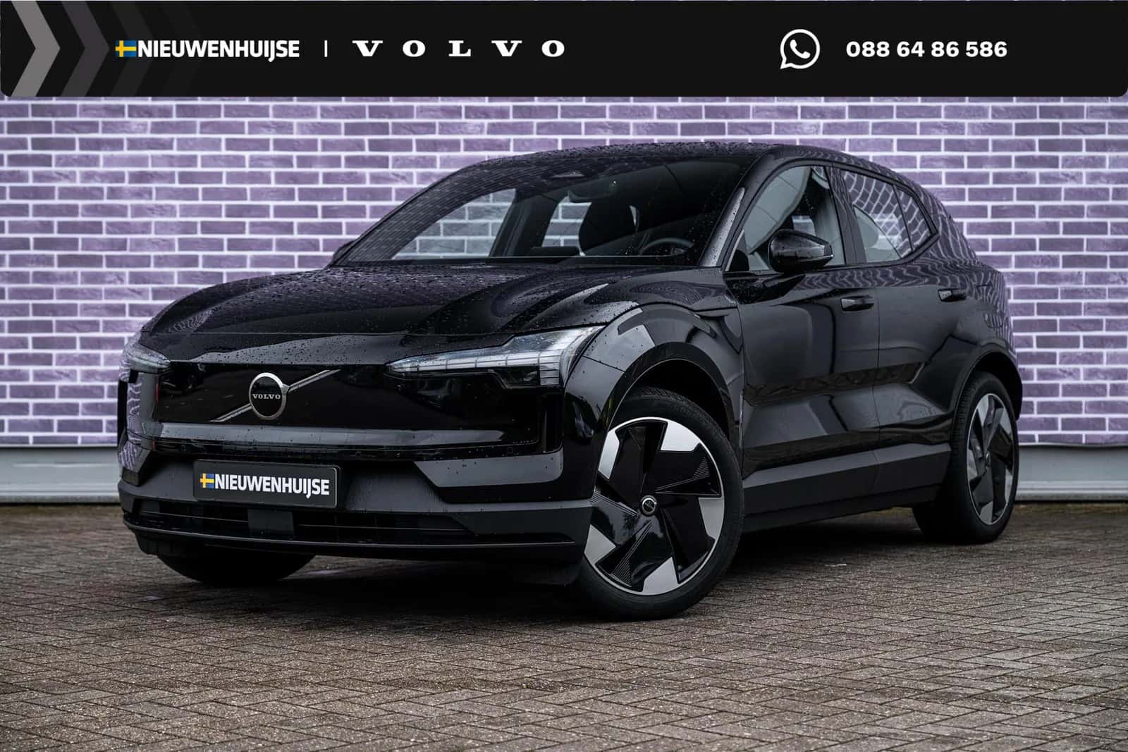 Volvo EX30 (2024) — foto 1
