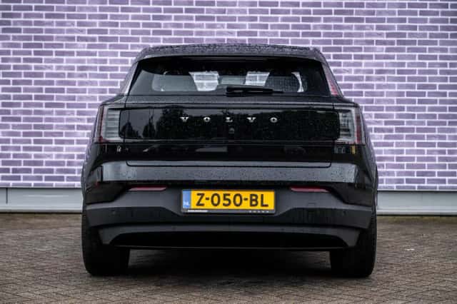Volvo EX30 (2024) thumbnail 11