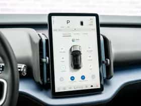 Volvo EX30 (2024) thumbnail 18