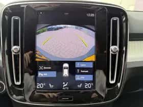 Volvo XC40 thumbnail 7