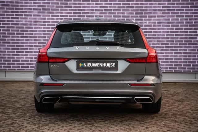 Volvo V60 (2021) thumbnail 12