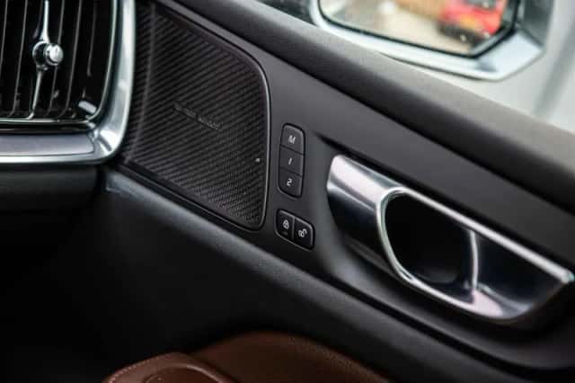 Volvo V60 (2021) thumbnail 31