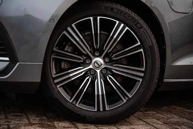 Volvo V60 (2021) thumbnail 36