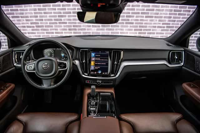 Volvo V60 (2021) thumbnail 7
