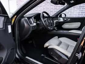 Volvo XC60 thumbnail 19