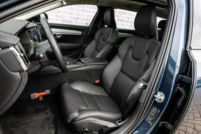 Volvo V90 (2025) thumbnail 6