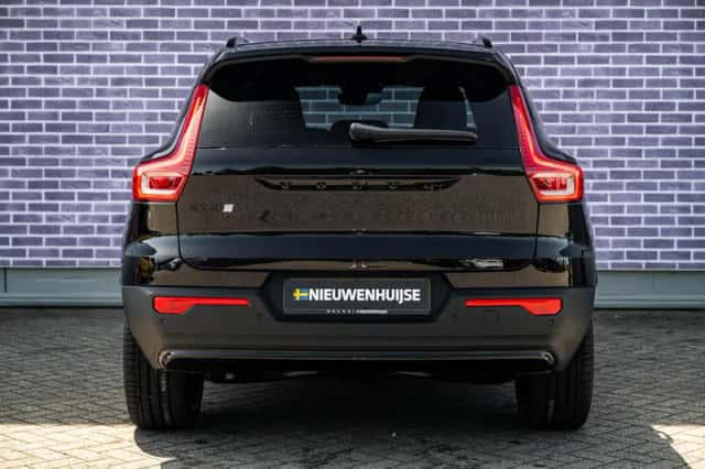 Volvo EX40 (2026) thumbnail 11