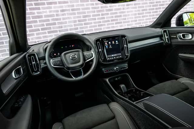 Volvo EX40 (2026) thumbnail 12