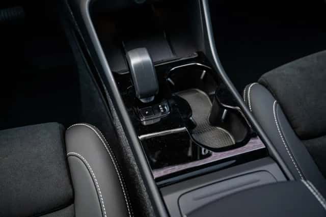 Volvo EX40 (2026) thumbnail 15