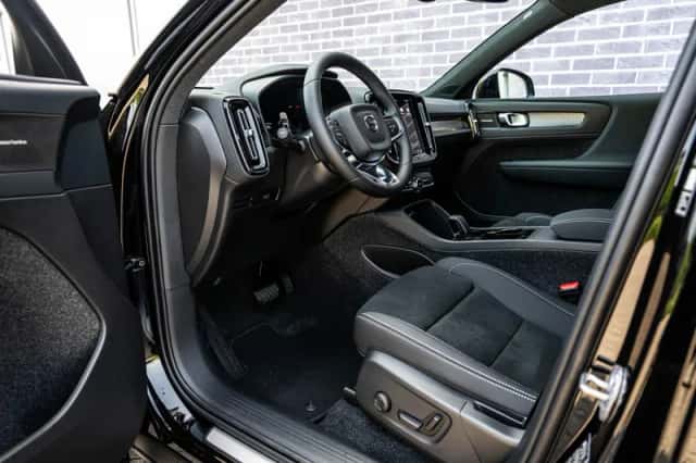 Volvo EX40 (2026) thumbnail 18