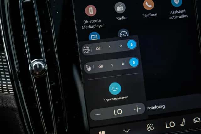 Volvo EX40 (2026) thumbnail 23