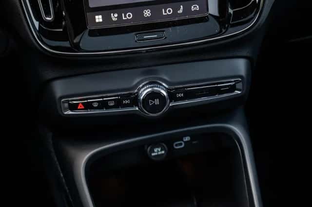 Volvo EX40 (2026) thumbnail 24