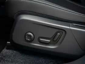 Volvo EX40 thumbnail 8