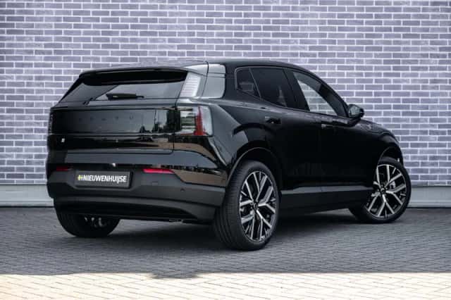Volvo EX30 (2026) thumbnail 2