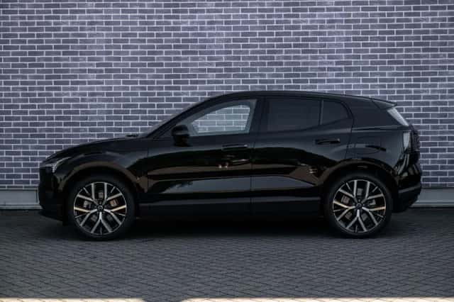 Volvo EX30 (2026) thumbnail 4