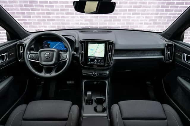 Volvo EX40 (2026) thumbnail 5