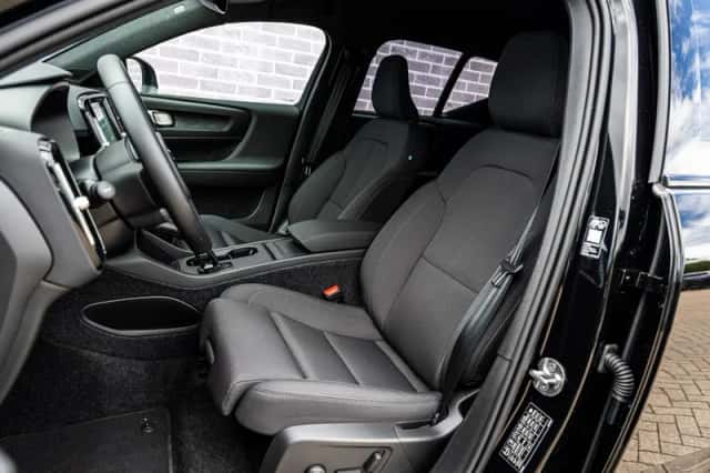 Volvo EX40 (2026) thumbnail 6