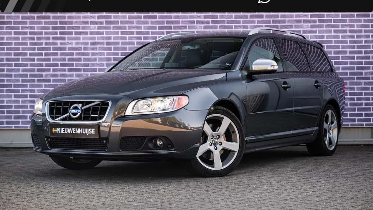 Volvo V70 — foto 1