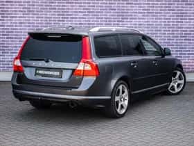 Volvo V70 thumbnail 17