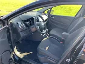 Renault Clio (2017) thumbnail 9