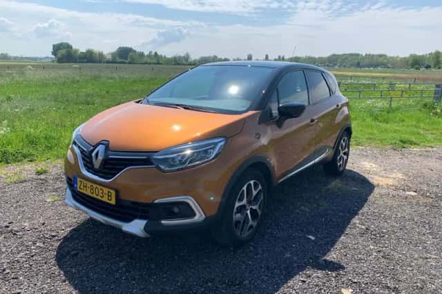 Renault Captur (2019) thumbnail 2