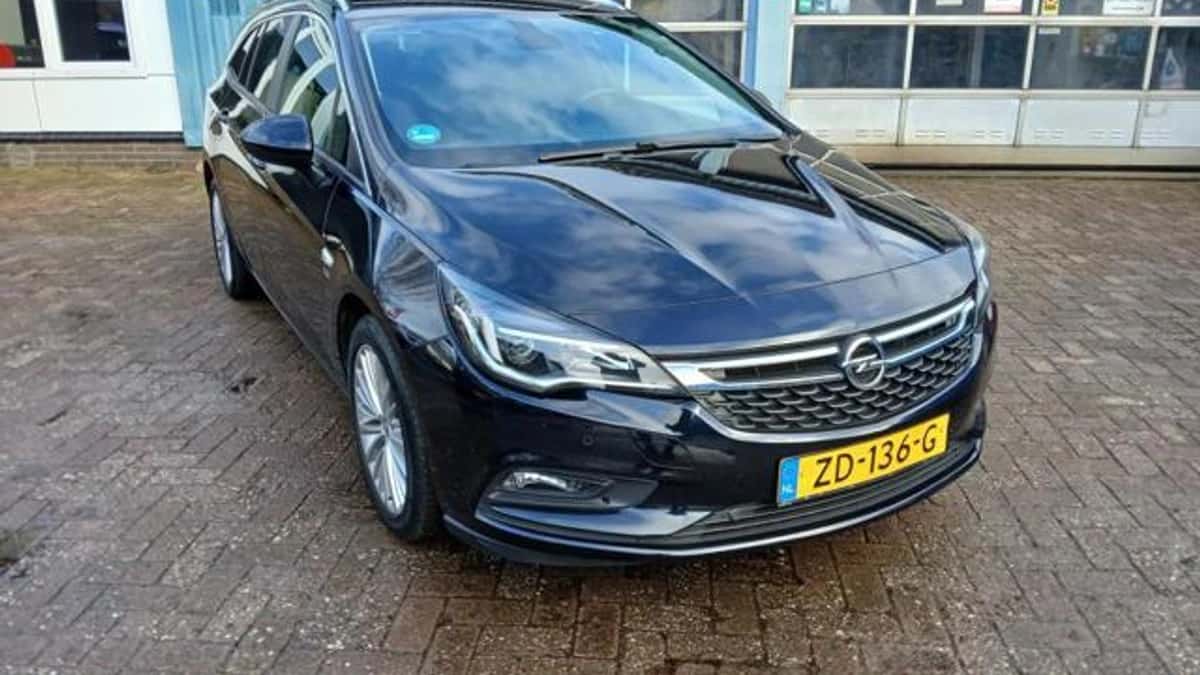 Opel Astra Sports Tourer (2019) — foto 1