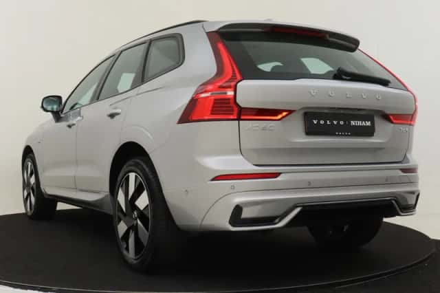 Volvo XC60 (2025) thumbnail 4