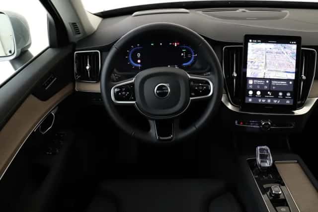 Volvo XC90 (2025)
