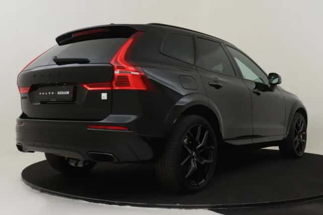 Volvo XC60 (2021) thumbnail 2
