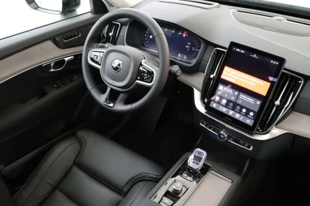 Volvo XC90 (2026) thumbnail 5