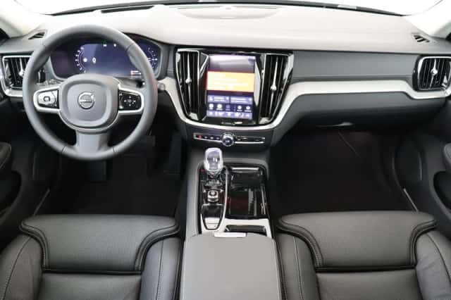 Volvo V60 (2026) thumbnail 3