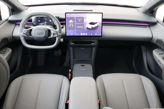 Lynk & Co 02 (2026) thumbnail 3