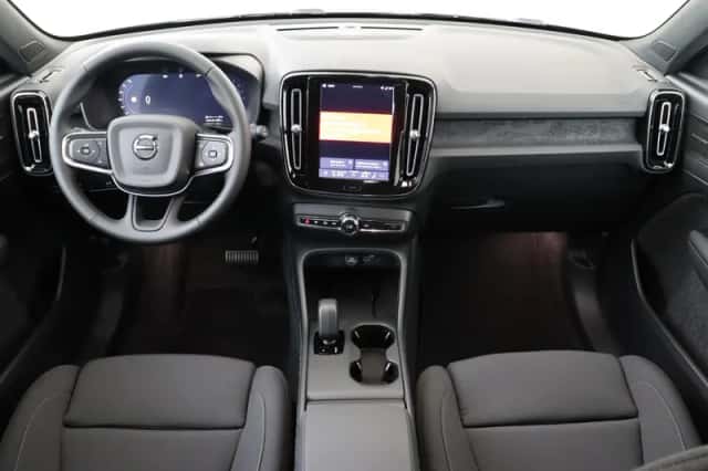 Volvo EX40 (2026) thumbnail 5