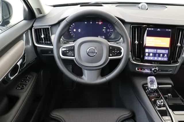 Volvo V90 (2026)