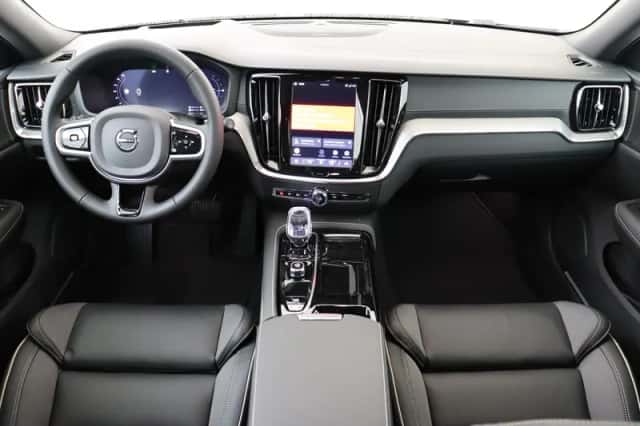 Volvo V60 (2026) thumbnail 3