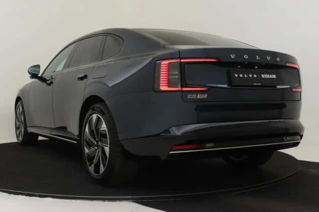 Volvo ES90 (2026) thumbnail 4