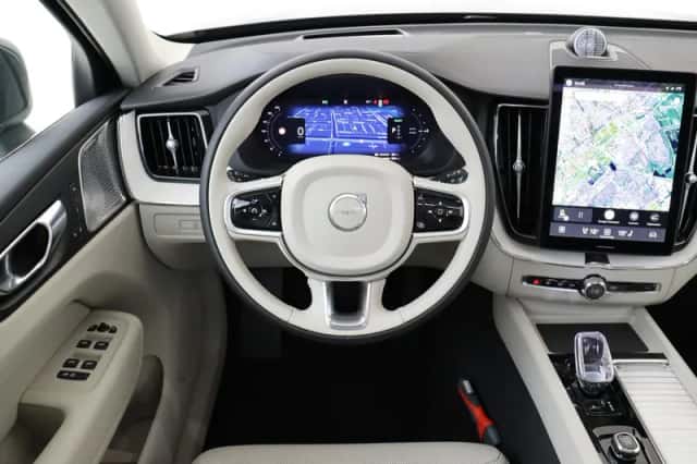 Volvo XC60 (2026)